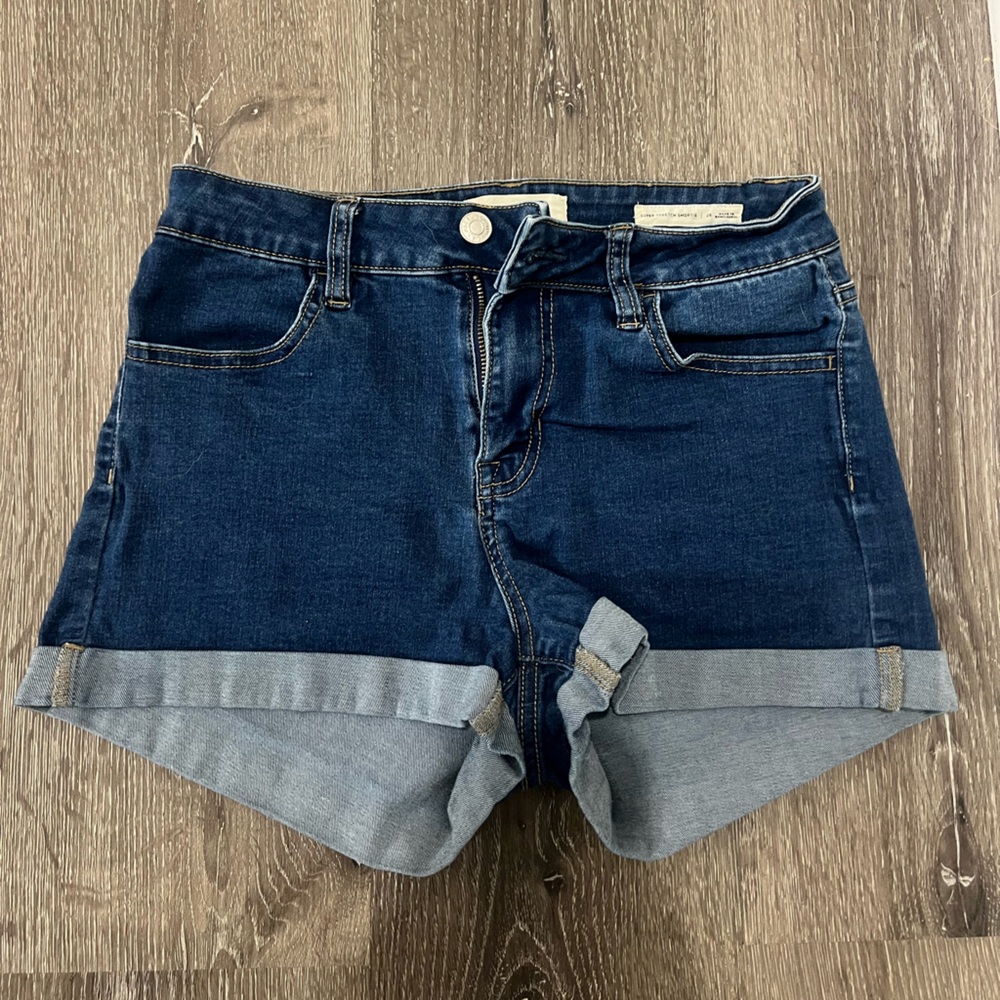 Pacsun shorts.